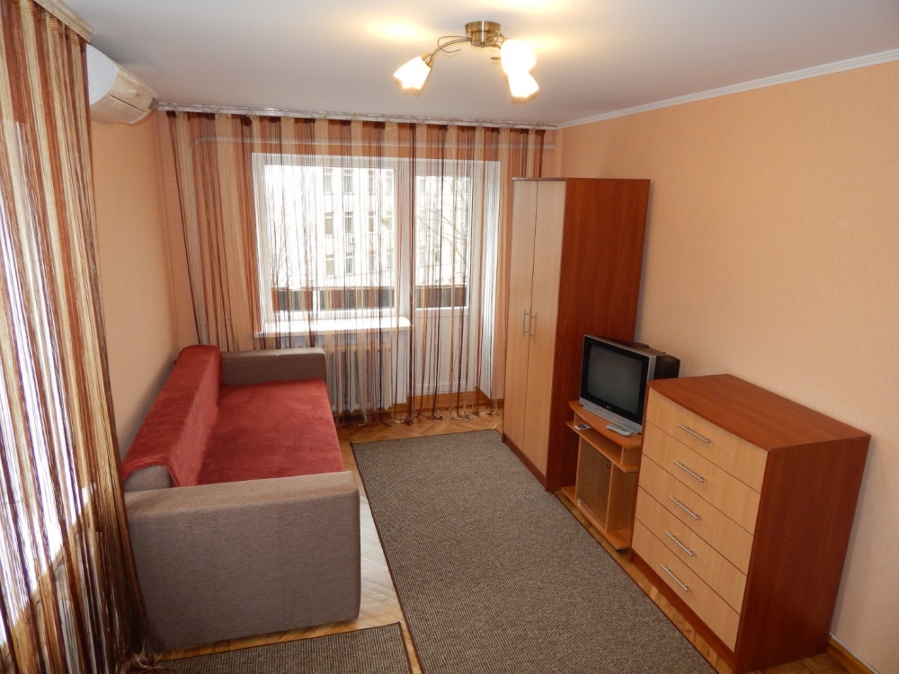 Лукьяновка, 1-комнатнатная, посуточно #4