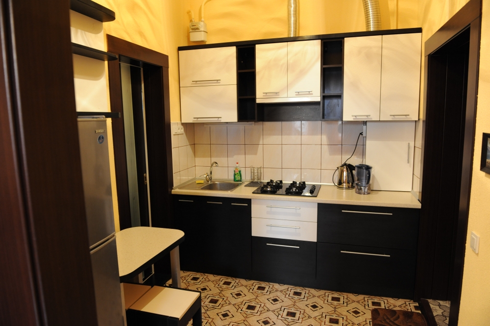 Однокомнатная комната в центре Львова напротив Рат... #6