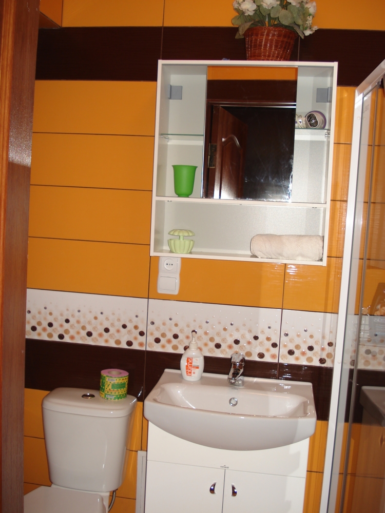 Находиться возле Оперного театра #7