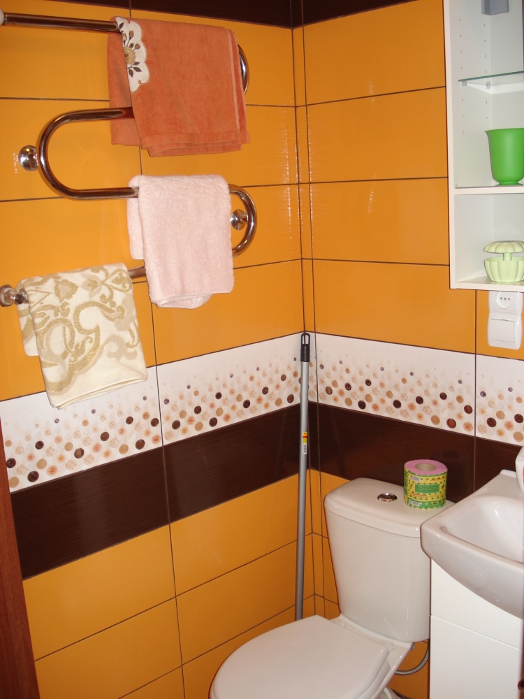 Находиться возле Оперного театра #8