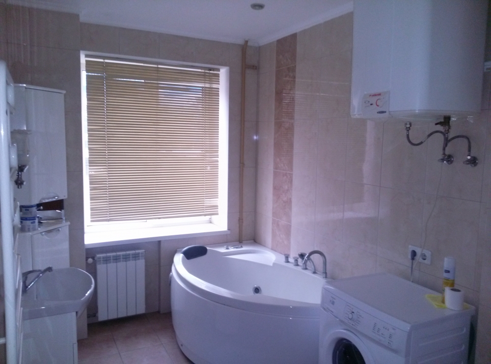 Уютная двухкомнатная квартира на Красноармейской,... #3