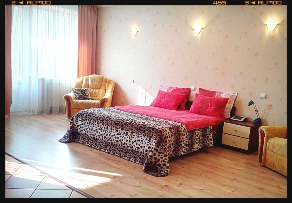 Киев, центр, посуточно, 1 - комнатная квартира #9