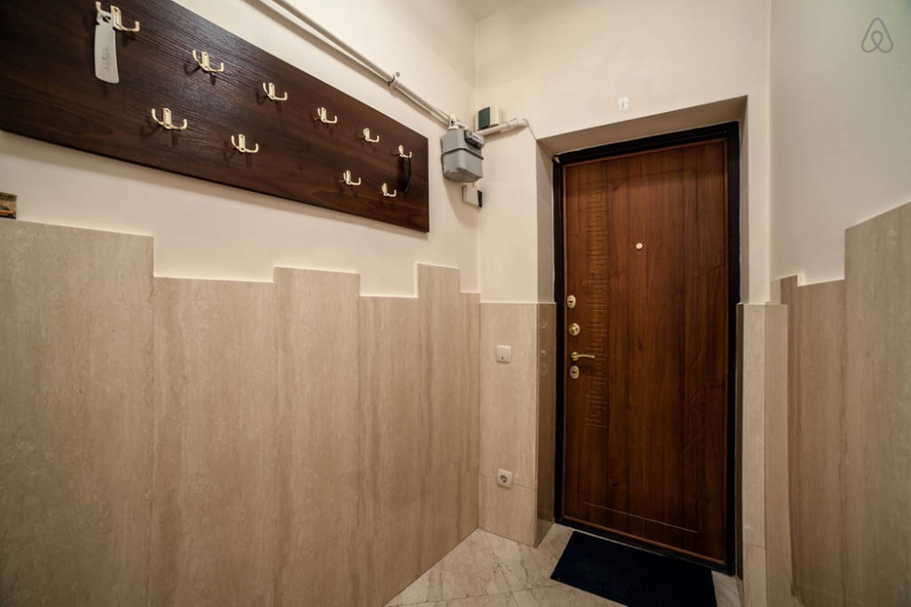 Из окон современной и стильной 2-х комнатной кварт... #7