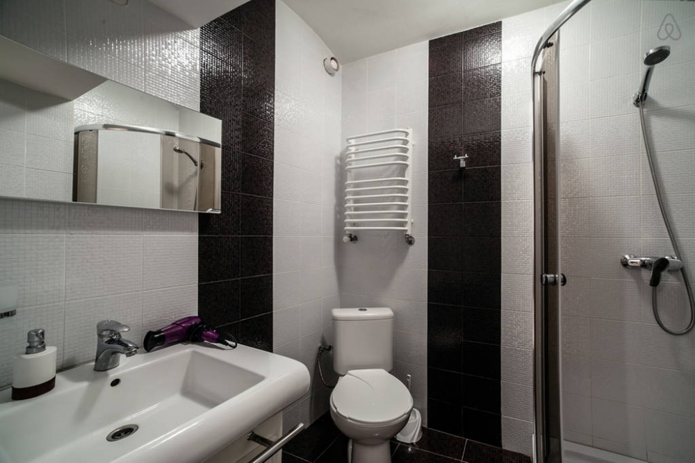 Из окон современной и стильной 2-х комнатной кварт... #20