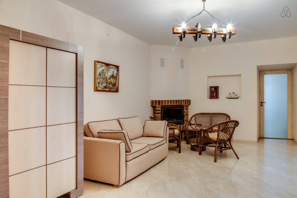 Из окон современной и стильной 2-х комнатной кварт... #22