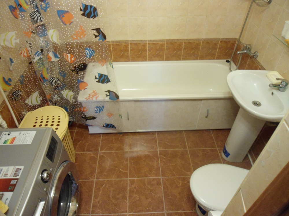 Сдам посуточно новую квартиру на Таирово ТЦ 