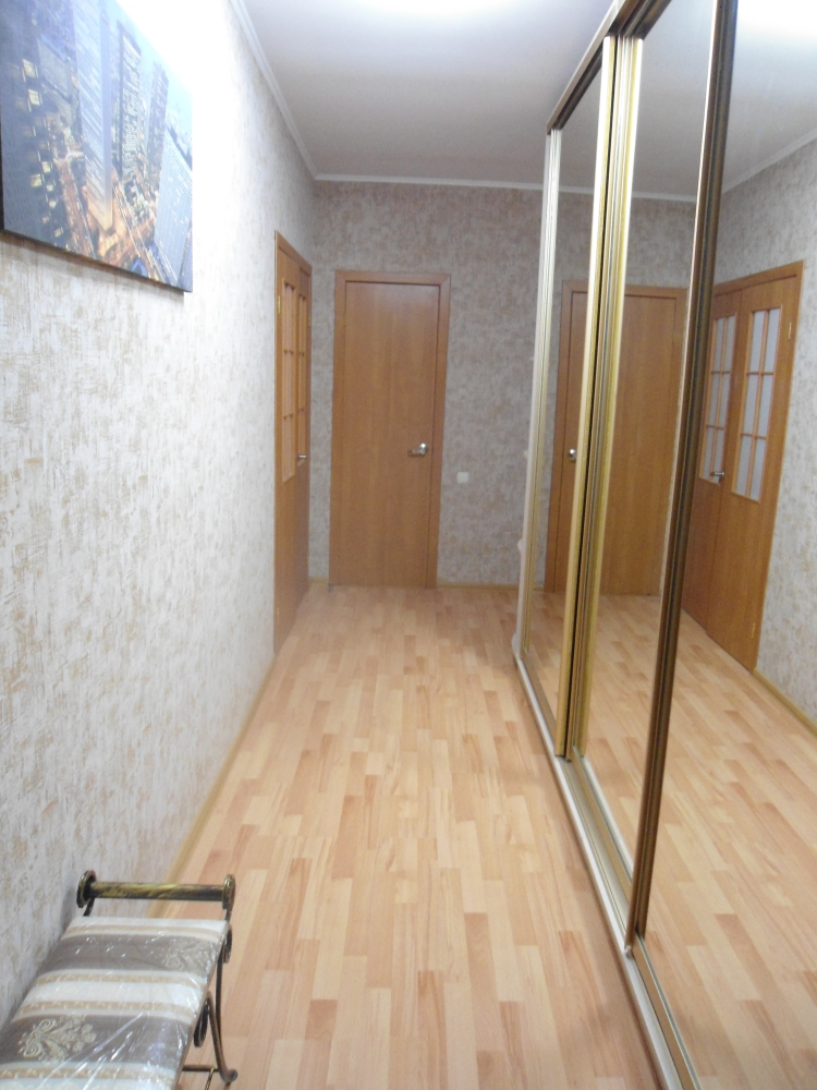 Сдам посуточно новую квартиру на Таирово ТЦ 