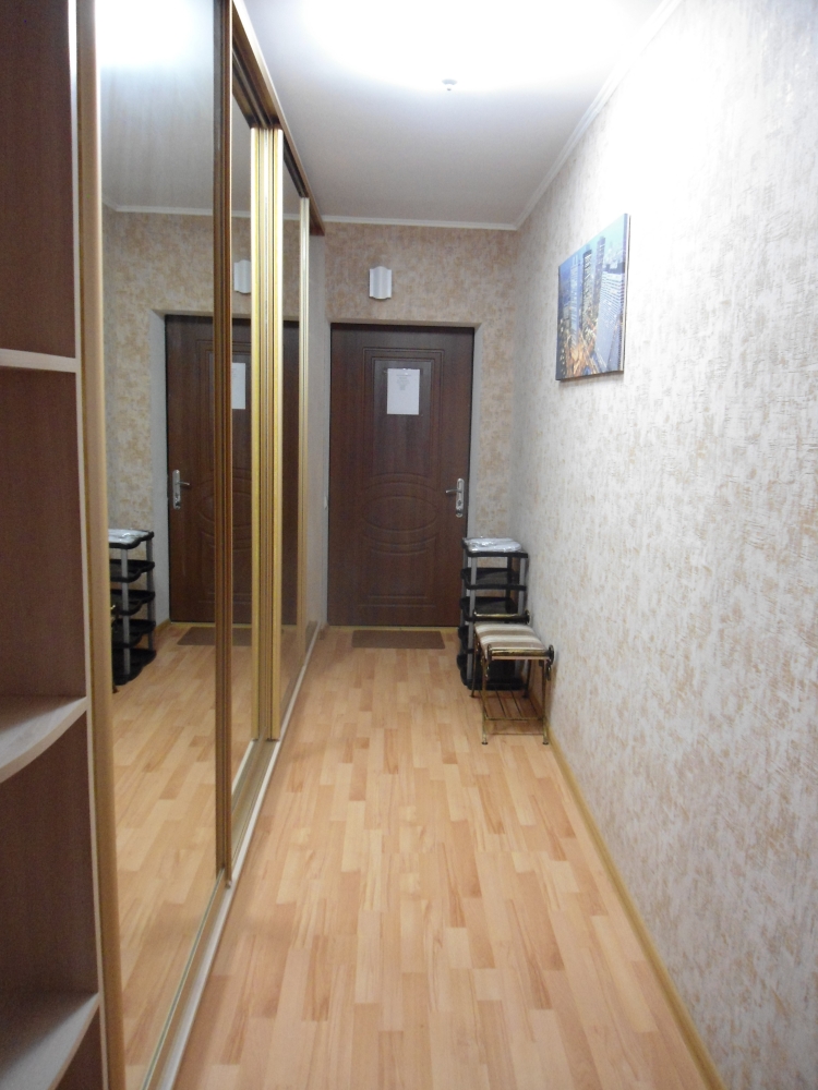 Сдам посуточно новую квартиру на Таирово ТЦ 