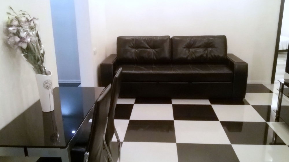 Apartment Yuliya с новым ремонтом в черно белом ст... #7