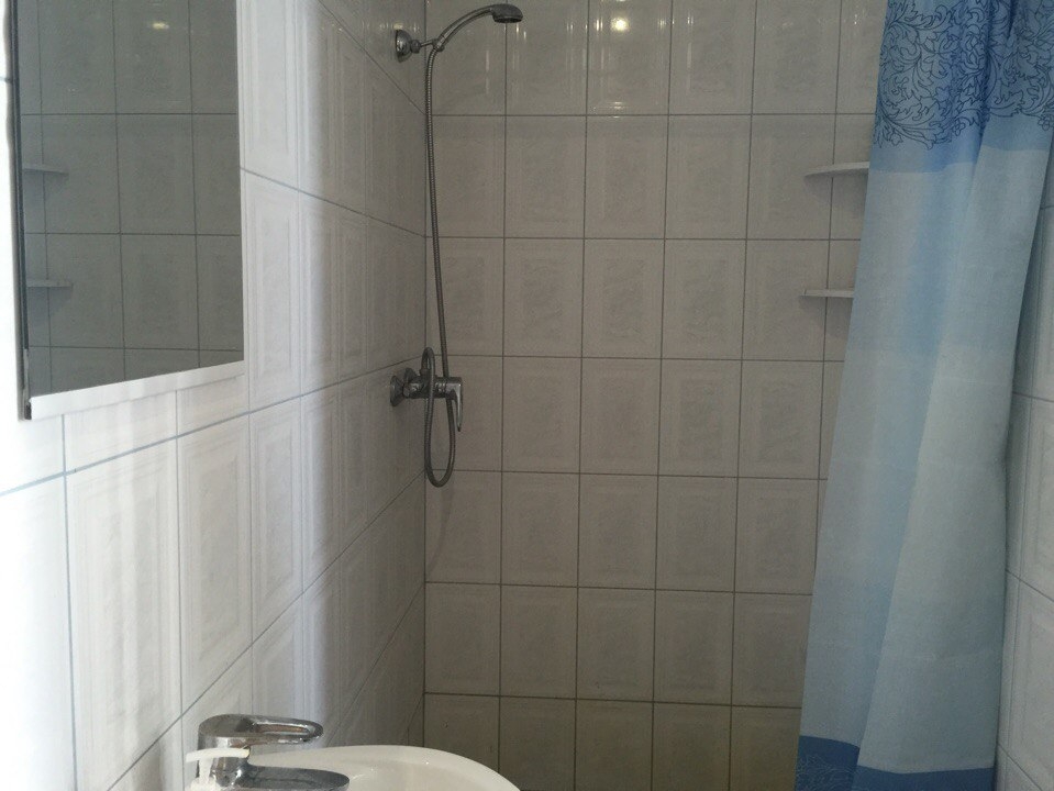 Однокомнатная квартира рядом с ЖД вокзалом. Посуто... #2