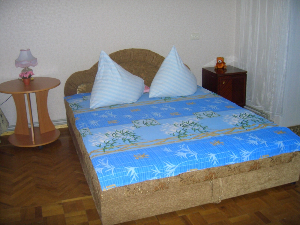 Бердянск 1-комн. квартира у Азовского моря в центр... #3