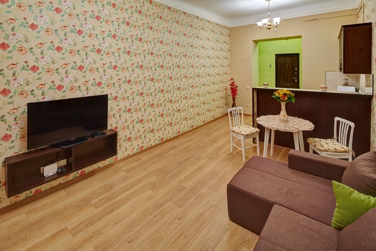 1 минута хода до Оперного театра, Площади Рынок #9