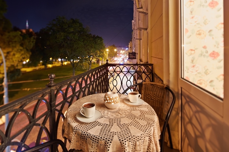 1 минута хода до Оперного театра, Площади Рынок #11