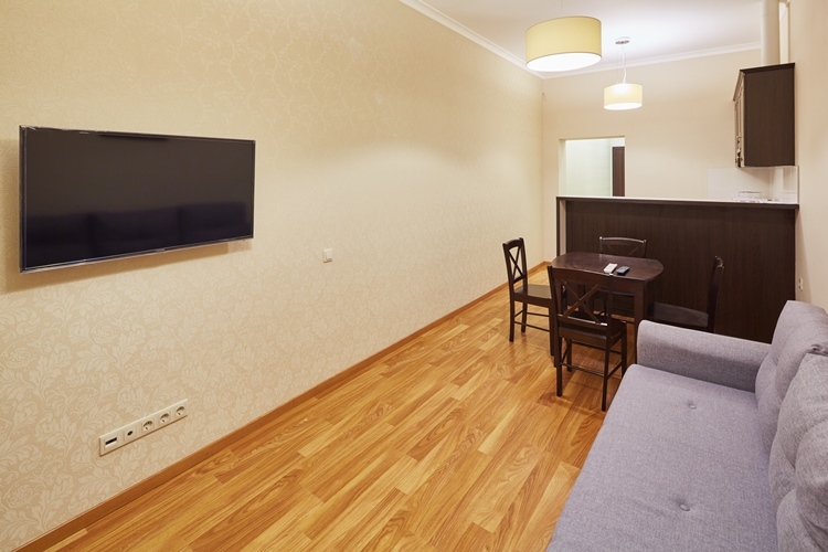 1 хв ходу до Оперного театру, Площі Ринок! #12