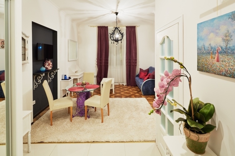 8 хв ходу до Площі Ринок, 10хв ходу до Оперного те... #11