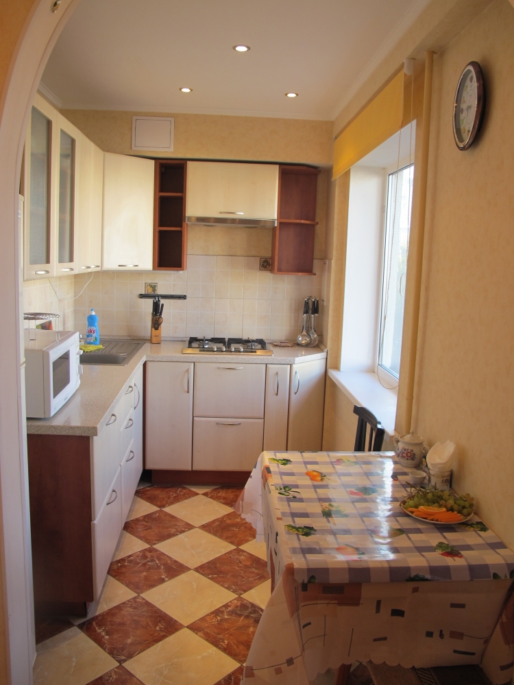 Посуточно 3-х кв. ст.м.Левобережная, МВЦ #6