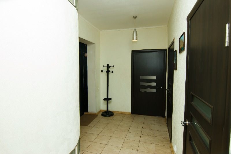 2-комнатная квартира с евро-ремонтом и джакузи, 1-... #10