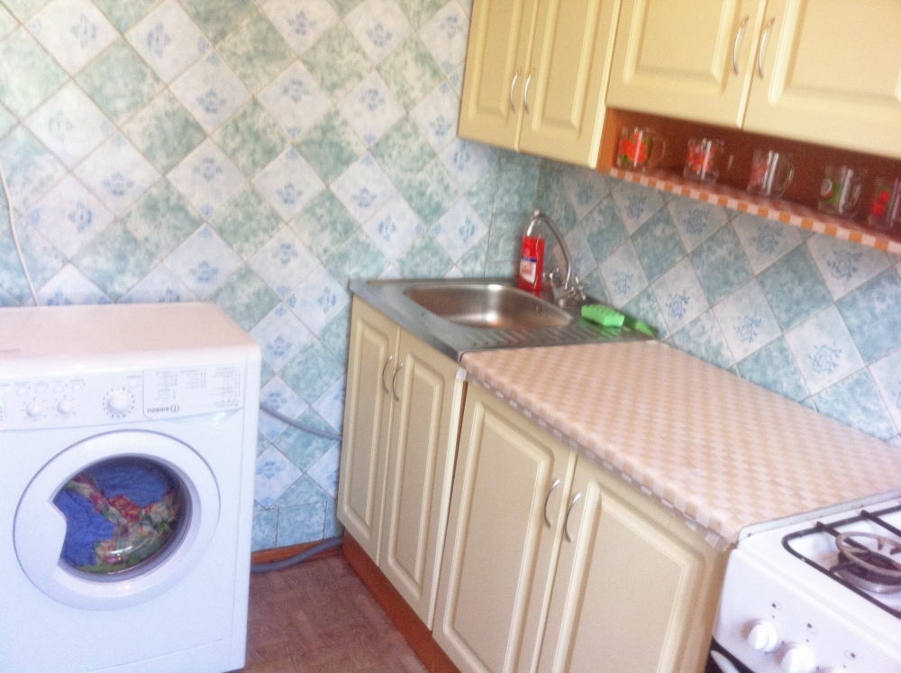 Хорошая 2-комнатная квартира на 6 человек в центре... #6