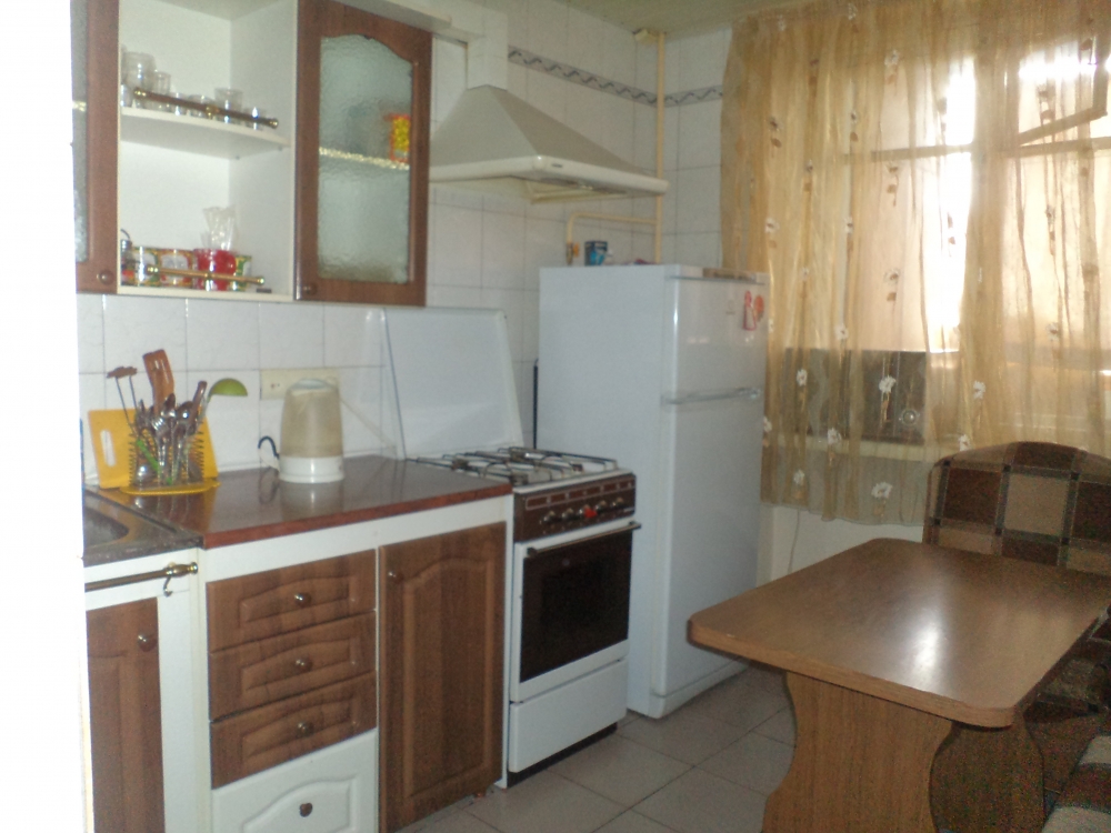 1 комнатная изолированная квартира возле метро на... #3