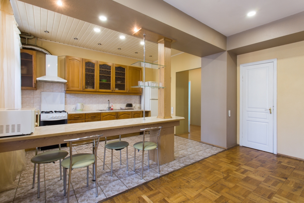 3 комнатная квартира возле ст.м.Советская #10