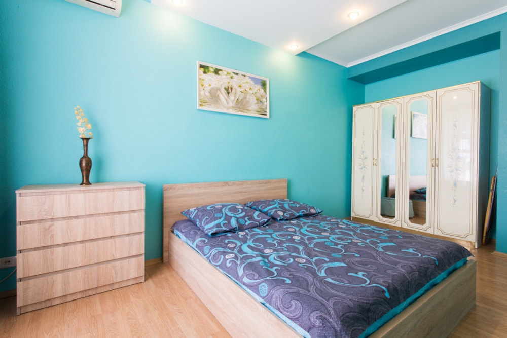 3 комнатная квартира возле ст.м.Советская #12