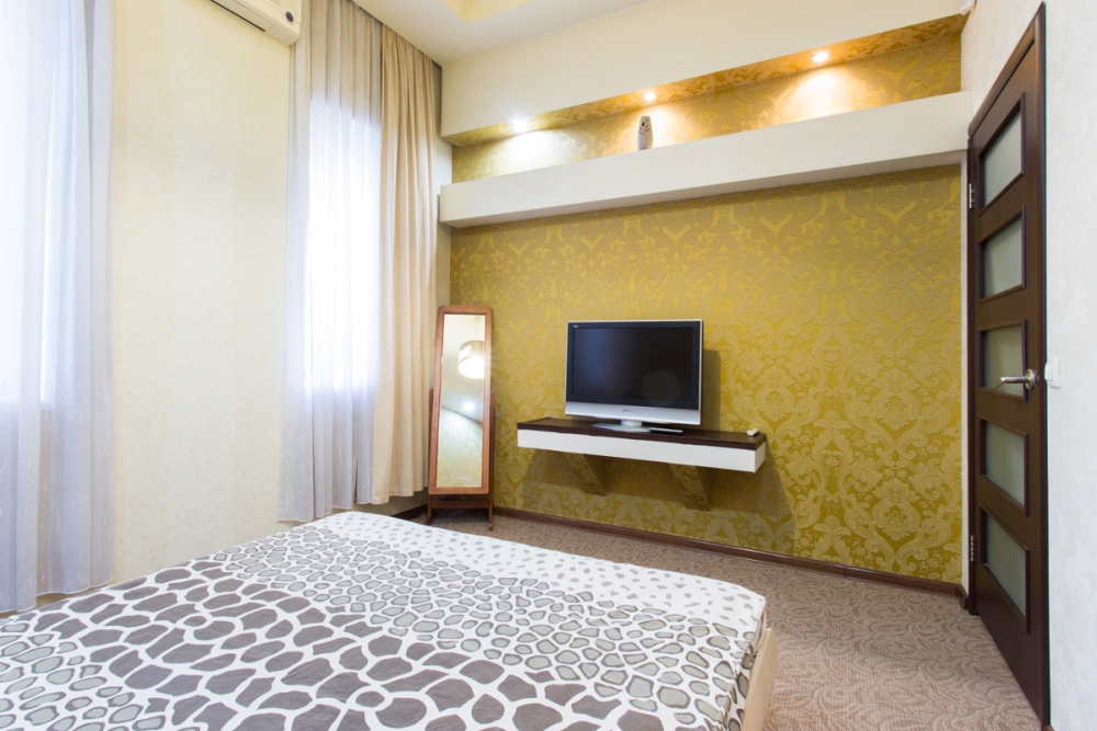 2 комнатная квартира возле ст.м.Пушкинская #9