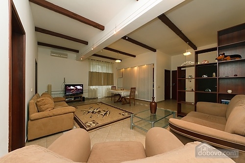 3-к квартира VIP уровня в Пассаже #5