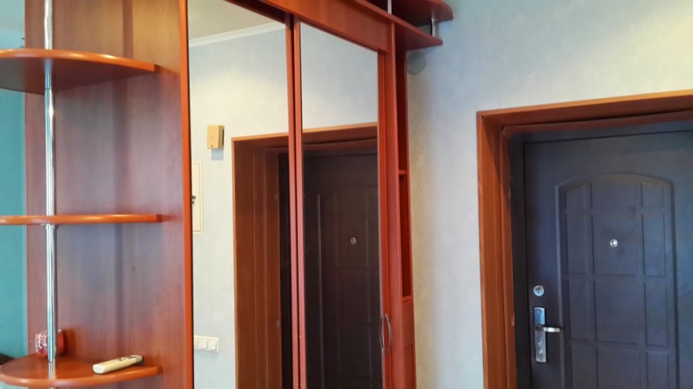 Сталинка-студио по Красной линии с Wi-Fi #6