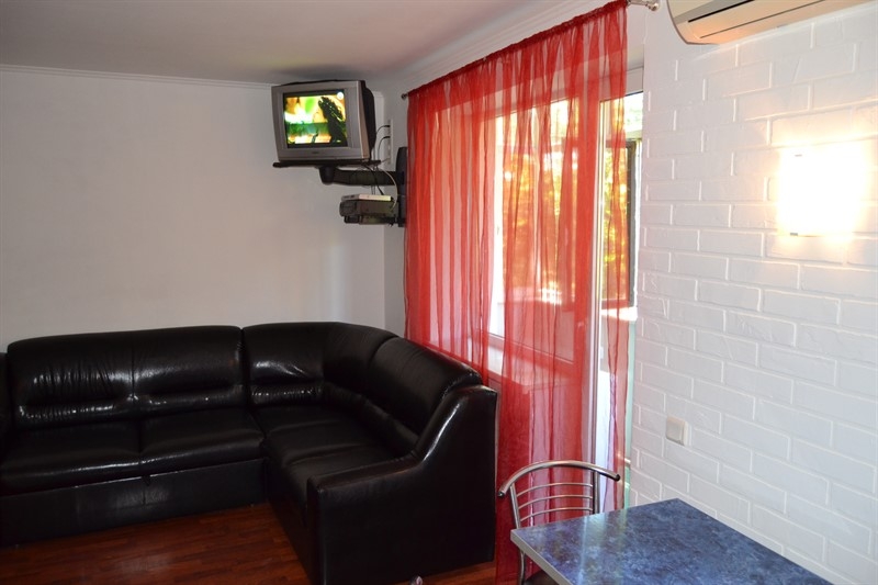 Квартира ПОСУТОЧНО в Центре Кривого Рога #3