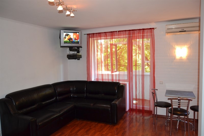 Квартира ПОСУТОЧНО в Центре Кривого Рога #6