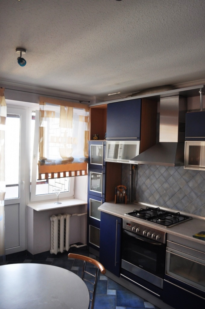 Просторная трехкомнатная квартира #12