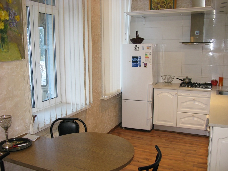 Посуточно 3-комнатная квартира Подол #2