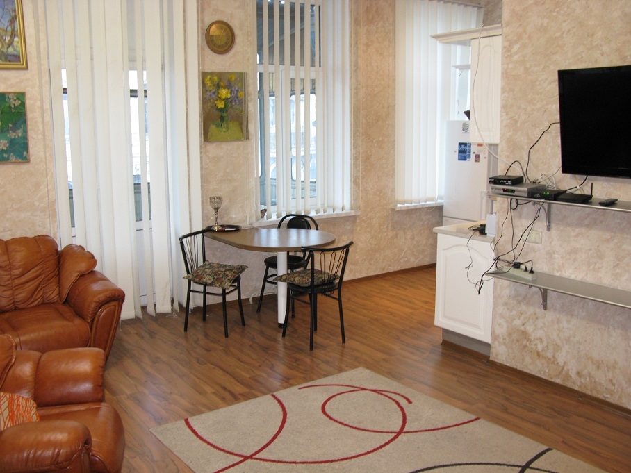 Посуточно 3-комнатная квартира Подол #8