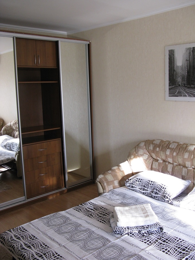 Посуточно почасово 1-комнатная квартира Оболонь #8