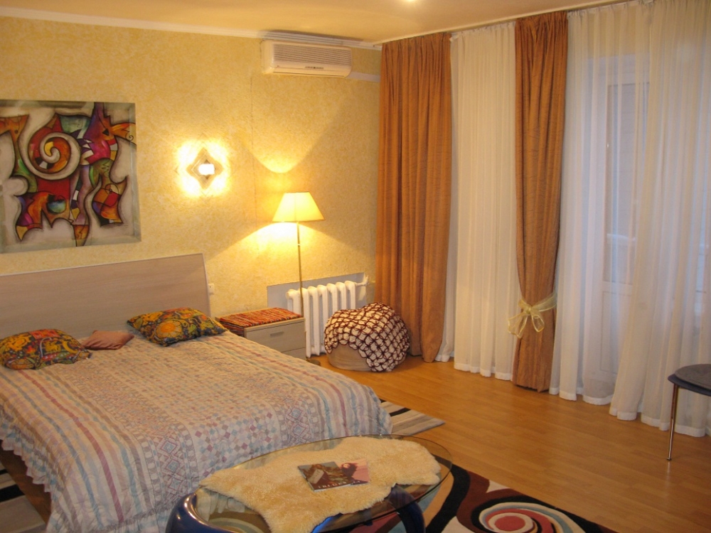 Посуточно 1-комнатная квартира Центр #6