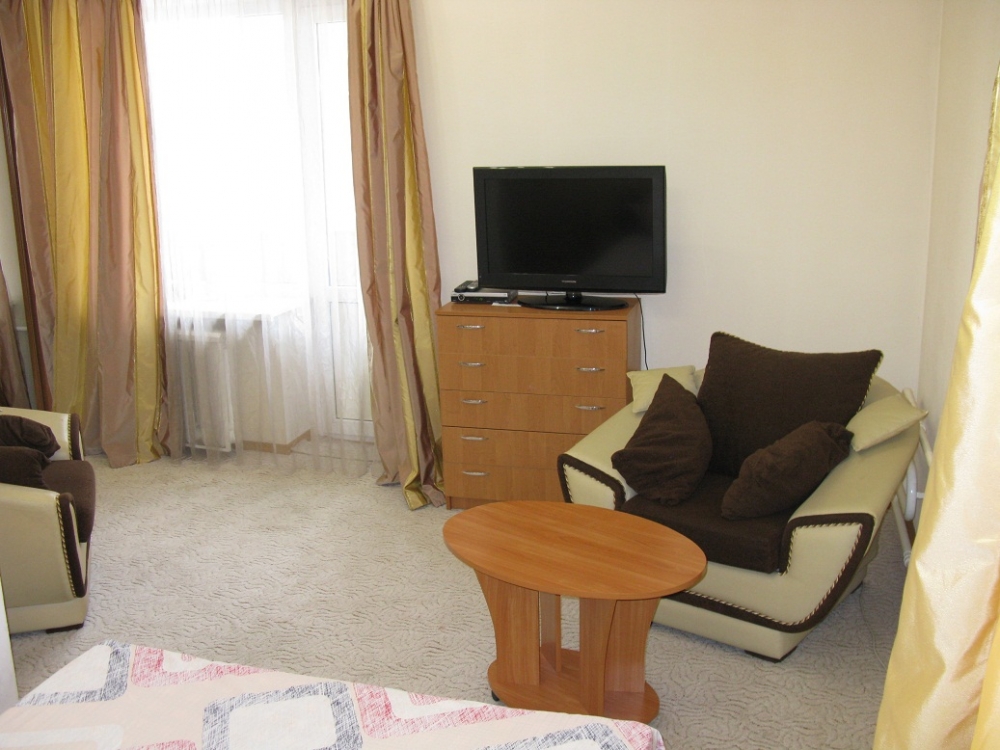 Посуточно, почасово 1-комнатная квартира #4