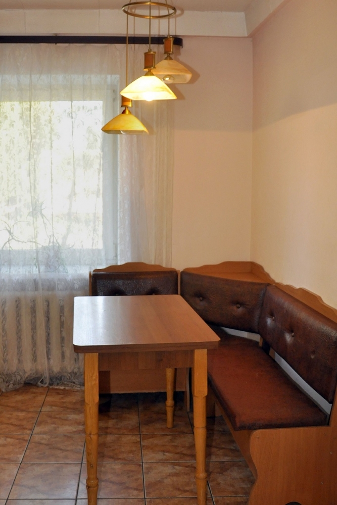 Посуточно 1-комнатная квартира рядом с метро Сирец #3