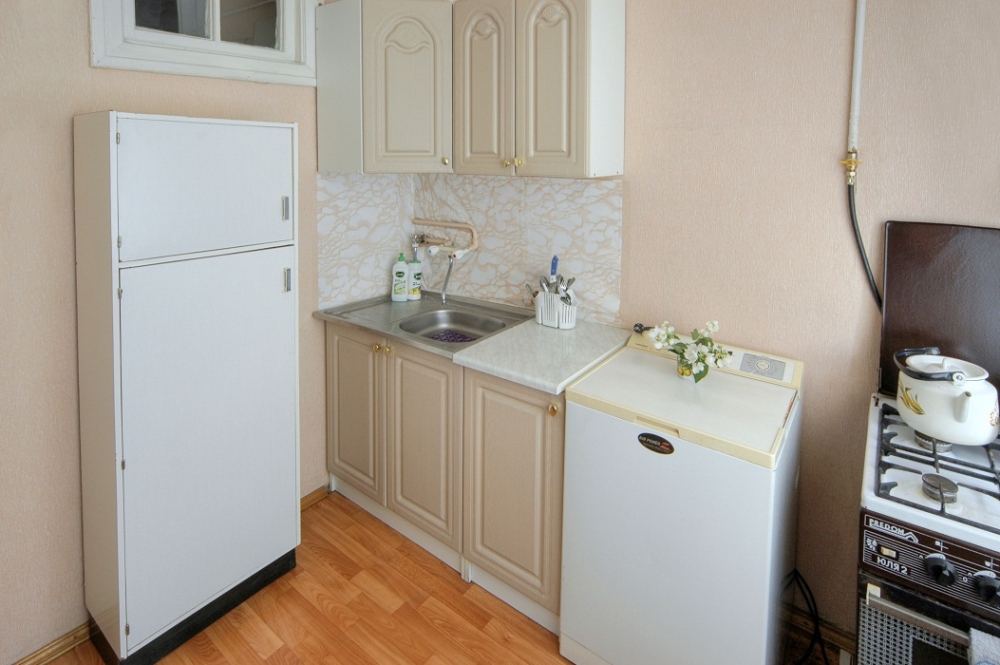 Посуточно 1-комнатная квартира возле метро Нивки #2