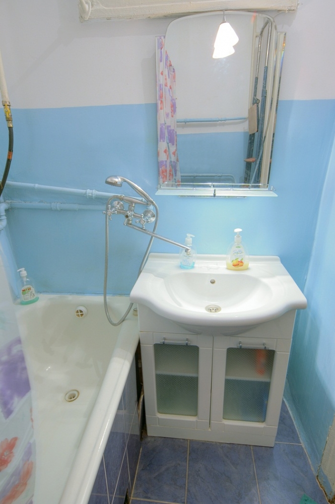 Посуточно 1-комнатная квартира возле метро Нивки #4