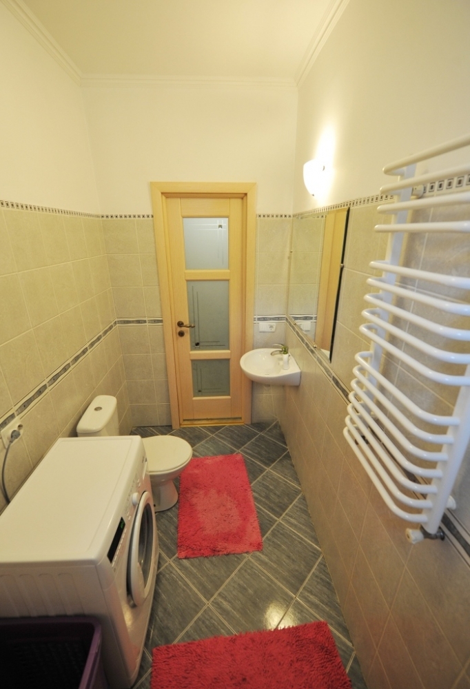 Трехуровневая квартира в современном стиле #6