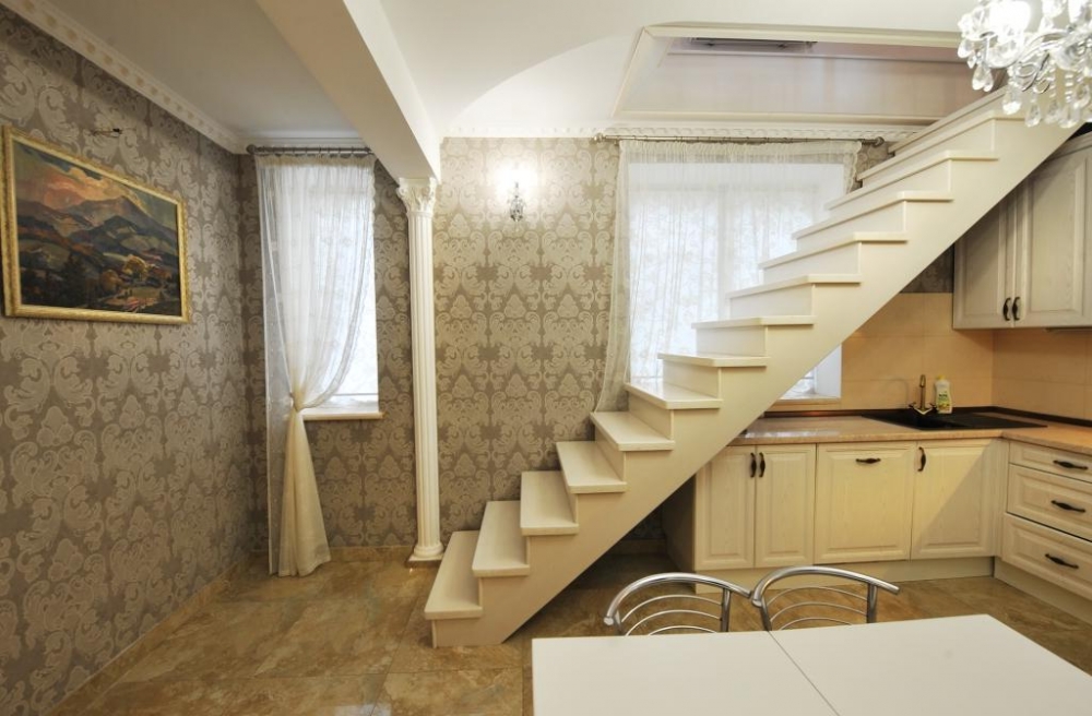 Трехуровневая квартира в современном стиле #10