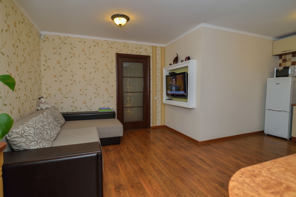 Возле ЦУМа, Спорт Центра, Погранакадемии #11