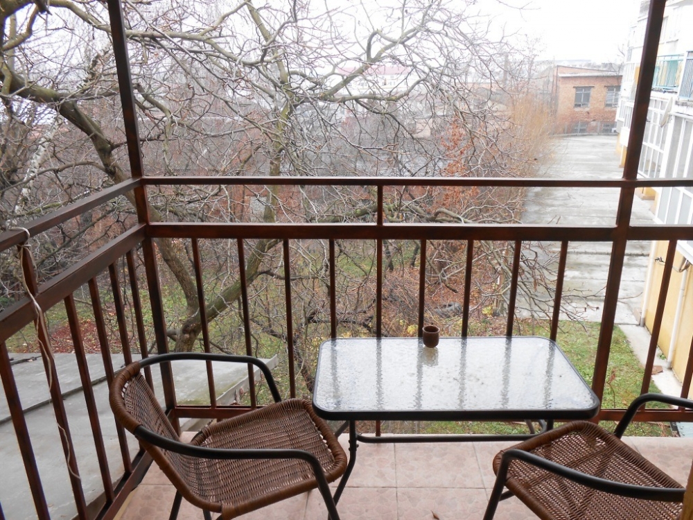 Четырехкомнатная двухъярусная квартира с тремя изо... #3