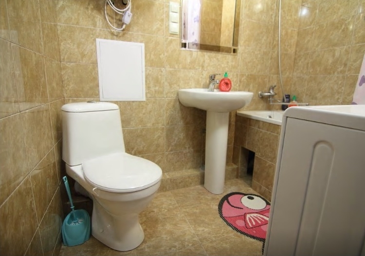 Четырехкомнатная квартира в районе 