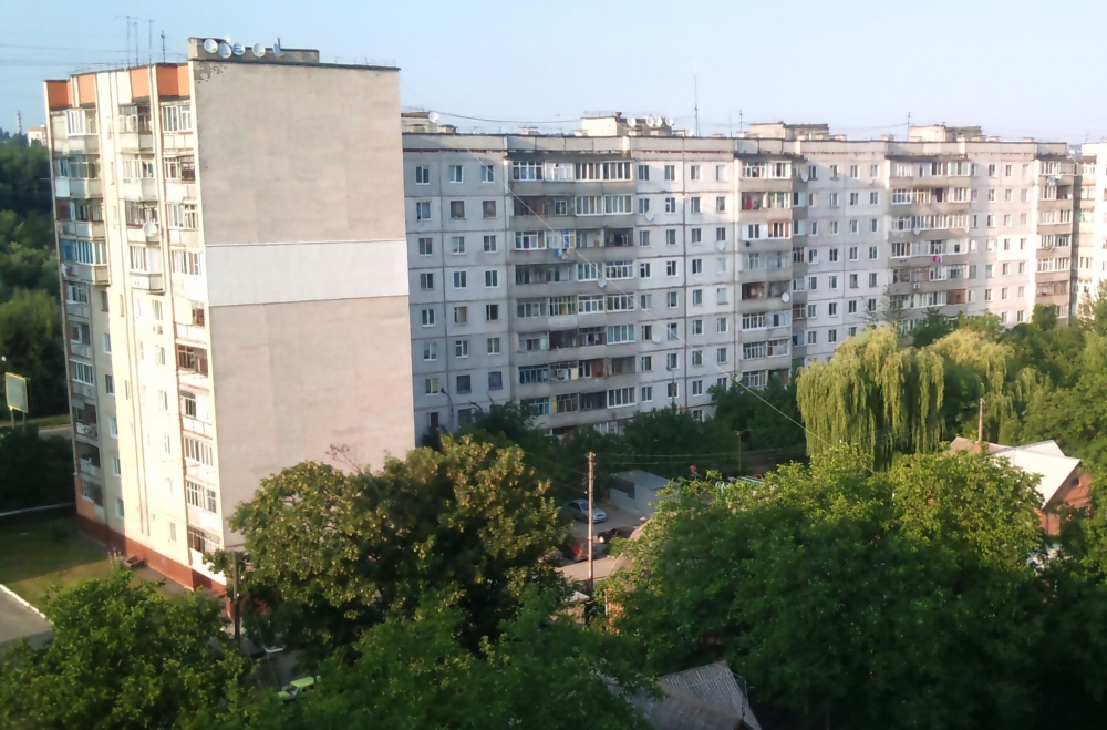 Возле Спорт Центра, Погранакадемии, стадиона Подол... #2