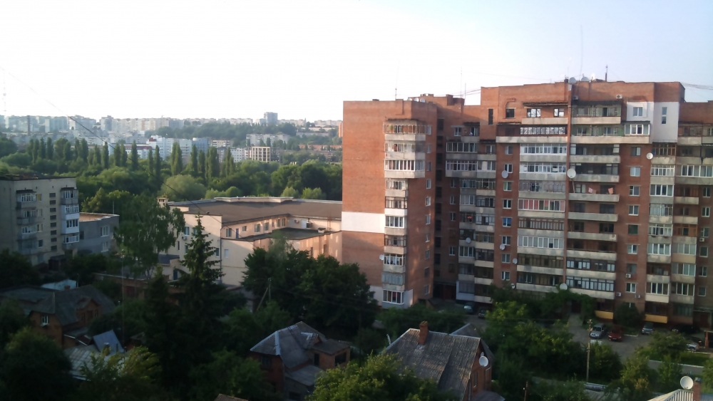 Возле Спорт Центра, Погранакадемии, стадиона Подол... #3