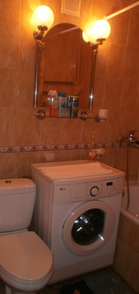 ОТЛИЧНАЯ 2 ком. КВАРТИРА В САМОМ ЦЕНТРЕ! от 23 лет... #3