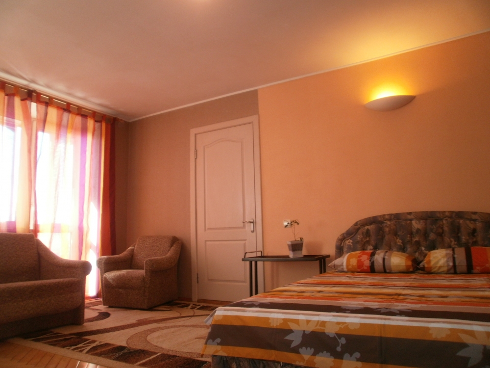 ОТЛИЧНАЯ 2 ком. КВАРТИРА В САМОМ ЦЕНТРЕ! от 23 лет... #5