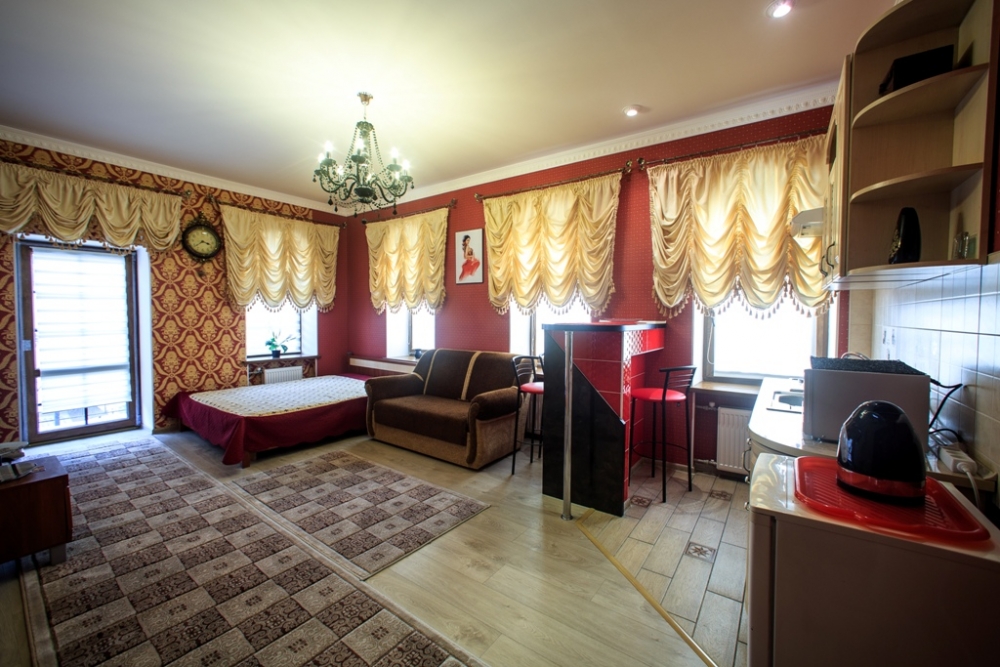 Новая квартира-студия в центре Старого города! #3