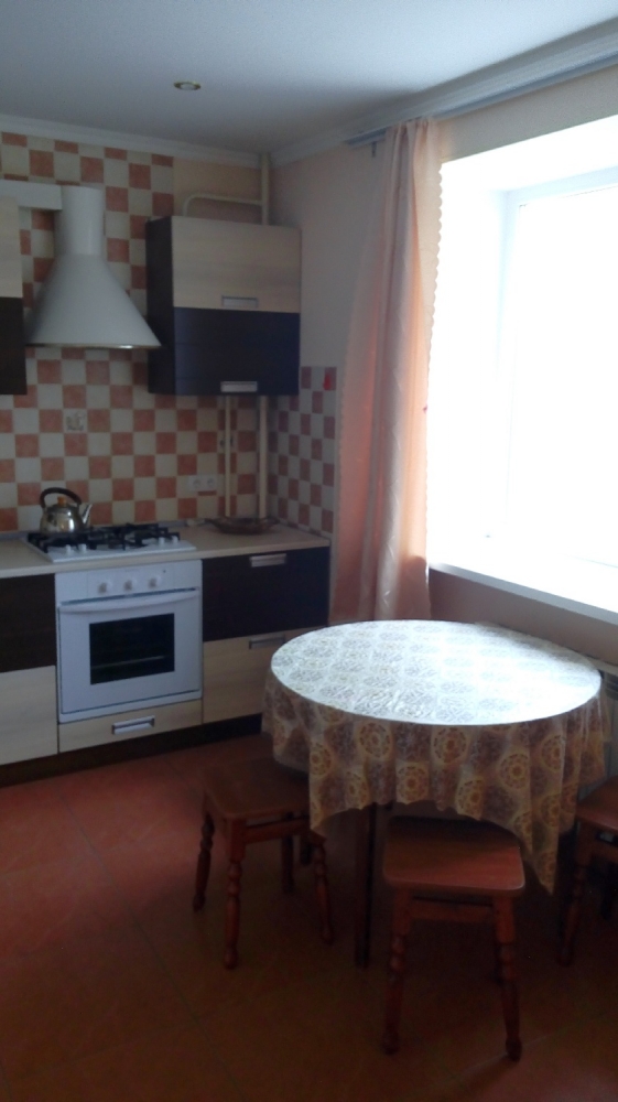 2-ком. квартира в самом Центре города #11